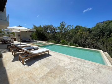 VILLA ROSEWOOD DE LUJO
