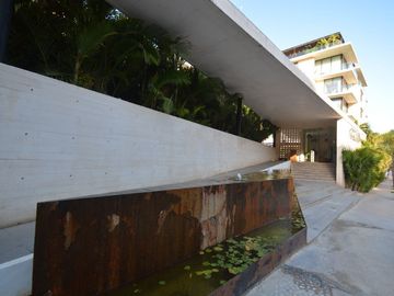 OASIS URBANO A PASOS DE LA PLAYA