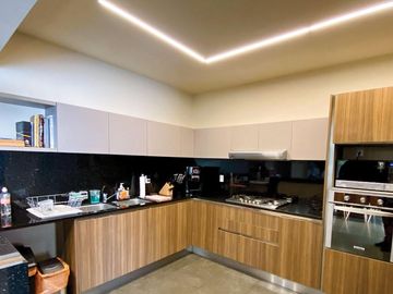 Bajo de Precio - Garden Amueblado y Equipado LUJO Departamento - Central Park Bosque Real SUR