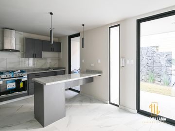 Casa en venta en Parque Quintana Roo, Lomas de Angelópolis III