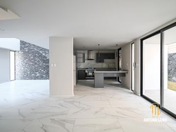 Casa en venta en Parque Quintana Roo, Lomas de Angelópolis III