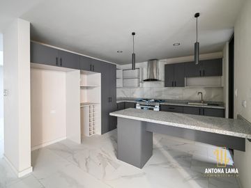 Casa en venta en Parque Quintana Roo, Lomas de Angelópolis III