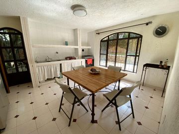 Venta renta Casa Sola Comercial en Palmira Tinguindin / Cuernavaca Morelos