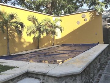 Venta renta Casa Sola Comercial en Palmira Tinguindin / Cuernavaca Morelos