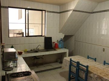 Venta Casa Sola uso de suelo comercial en Altavista / Cuernavaca - Morelos