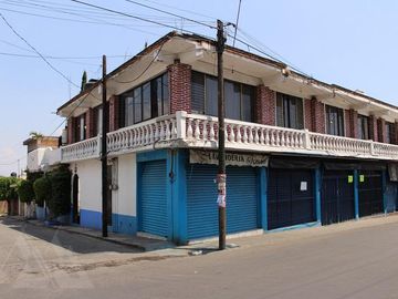 Venta Casa Sola uso de suelo comercial en Altavista / Cuernavaca - Morelos