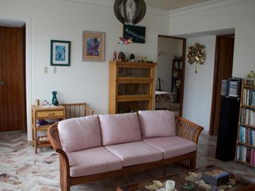Venta y Renta de Casa sola frente al Lienzo Charro, Cuernavaca Morelos