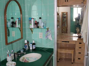 Venta y Renta de Casa sola frente al Lienzo Charro, Cuernavaca Morelos