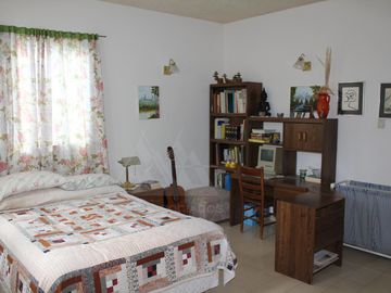 Venta y Renta de Casa sola frente al Lienzo Charro, Cuernavaca Morelos