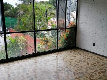 Casa Sola en Venta  Col Chapultepec Cuernavaca, Morelos