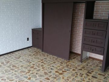 Casa Sola en Venta  Col Chapultepec Cuernavaca, Morelos