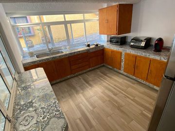 Casa en Venta con seguridad, Lomas de Atzingo Cuernavaca, Morelos