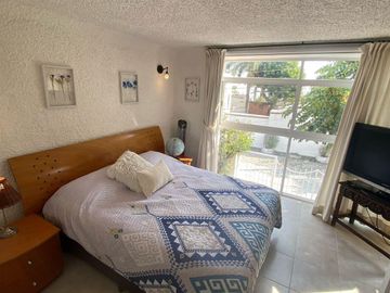 Casa en Venta con seguridad, Lomas de Atzingo Cuernavaca, Morelos