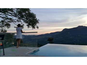 VENDO CABAÑA CON PISCINA EN ALTOS DEL MARIA 2300M2