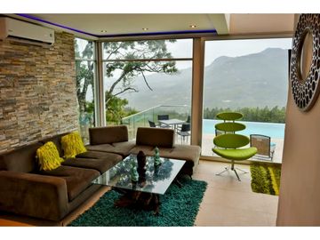 VENDO CABAÑA CON PISCINA EN ALTOS DEL MARIA 2300M2