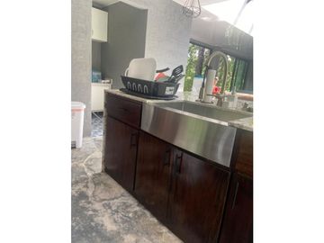 VENTA CASA TOTALMENTE AMOBLADA EN ALTOS DEL MARIA 1500 MT2