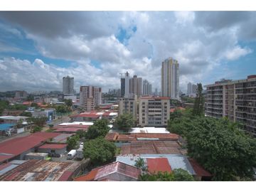Apartamento en PH Brisas del Carmen, Bella Vista