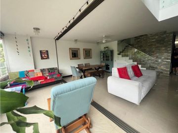 (MC-C) Apartamento Duplex en Venta para INVERSIÓN El Aguacatal Oeste