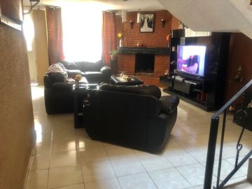 CASA EN VENTA, CUAUTEPEC, DEPORTIVO JUVENTINO ROSAS, EXCELENTE MANTENIMIENTO