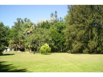 Casa quinta en venta en Barrio La Plantación, en Brandsen