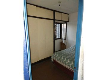 VENTA DE DPTO EN MONOBLOCK SOBRE CALLE MARIANO GÓMEZ, RIVADAVIA-MZA.