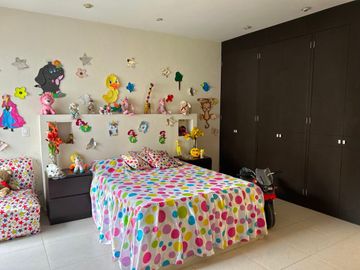 Casa en Fraccionamiento en Lomas de Jiutepec Jiutepec - CRB-1203-Fr