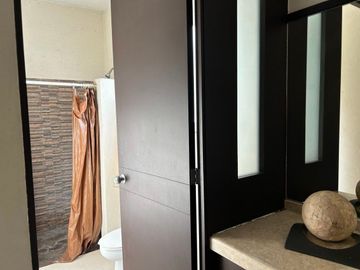 Casa en Fraccionamiento en Lomas de Jiutepec Jiutepec - CRB-1203-Fr