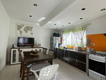 Casa PH en venta en San Justo
