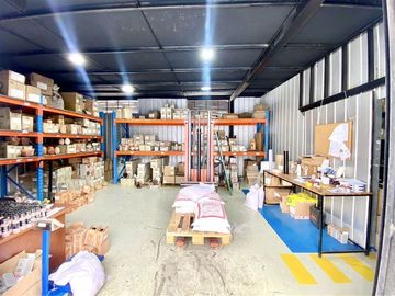 Casa en Venta en Sector Pedro de Valdivia/ Antonio Varas / Casa Comercial / Estacionamientos / Bodega
