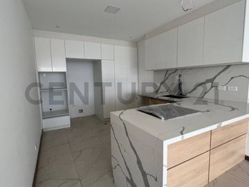 Venta de  departamento por estrenar en Tumbaco