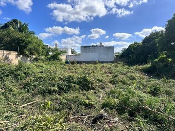 En venta terreno en Leandro Valle, Mérida, Yucatán.