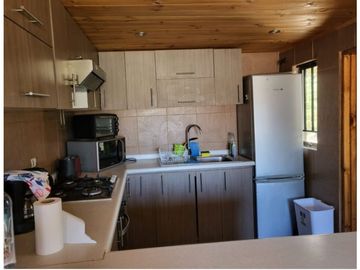 VENTA CASA AMOBLADA / ALGARROBO CENTRO / 5D 3B PISCINA