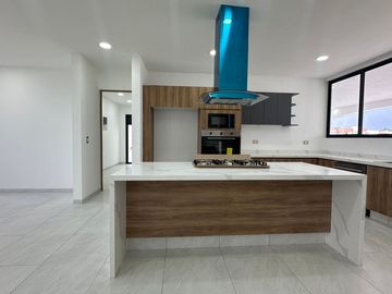 Casa Venta Nueva Residencial Hacienda San  Antonio, Ave Estado de Mexico, Metepec