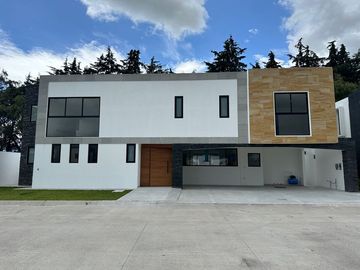 Casa Venta Nueva Residencial Hacienda San  Antonio, Ave Estado de Mexico, Metepec