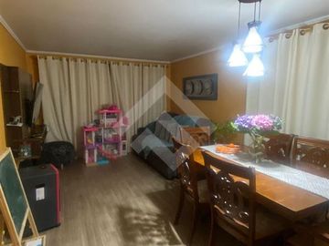 Casa en Venta en Av. Punta Arenas / Lia Aguirre