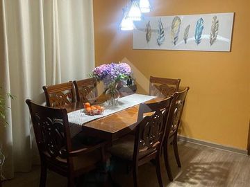 Casa en Venta en Av. Punta Arenas / Lia Aguirre