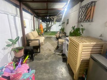 Casa en Venta en Av. Punta Arenas / Lia Aguirre