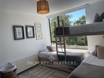 Departamento completamente remodelado con vista a cancha de golf
