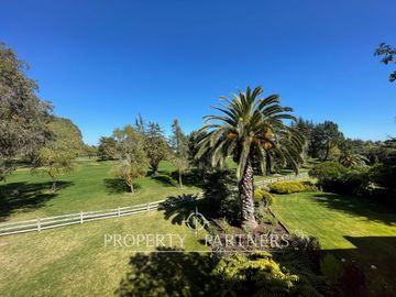 Departamento completamente remodelado con vista a cancha de golf