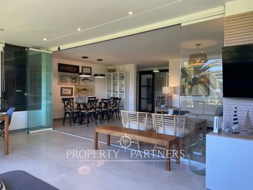Departamento completamente remodelado con vista a cancha de golf