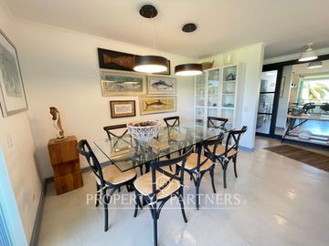Departamento completamente remodelado con vista a cancha de golf