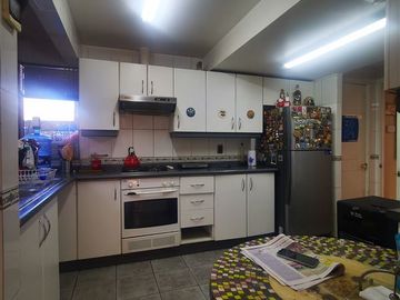 Casa en Venta en Jumbo Peñalolén / Colegio Mayor/ Tobalaba/ consistorial/Matías Cousiño