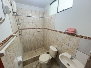 4 PISOS EN VENTA LOS OLIVOS