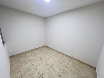 4 PISOS EN VENTA LOS OLIVOS