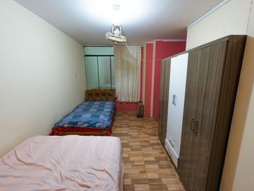 4 PISOS EN VENTA LOS OLIVOS