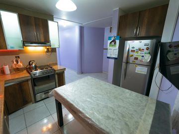 4 PISOS EN VENTA LOS OLIVOS