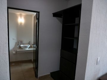 DEPARTAMENTO EN VENTA EN COL. DREAM LAGOONS EN APODACA N.L.