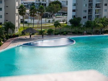 DEPARTAMENTO EN VENTA EN COL. DREAM LAGOONS EN APODACA N.L.