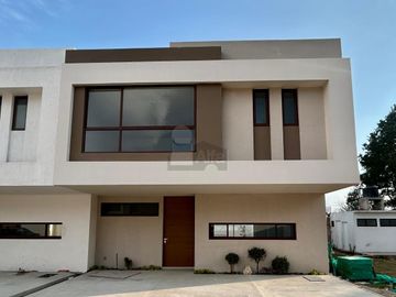 Casas  PREVENTA  Col. Llano Grande en Metepec, Estado de México
