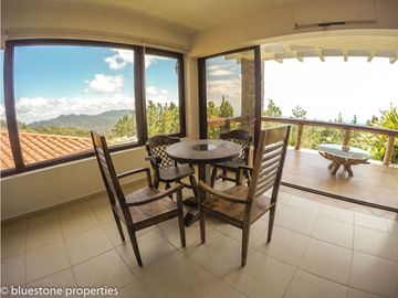 CASA DE CAMPO EN ALTOS DEL MARIA 2378.67M2